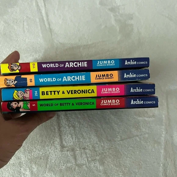 Jumbo Comic Set - Picture 2 of 3